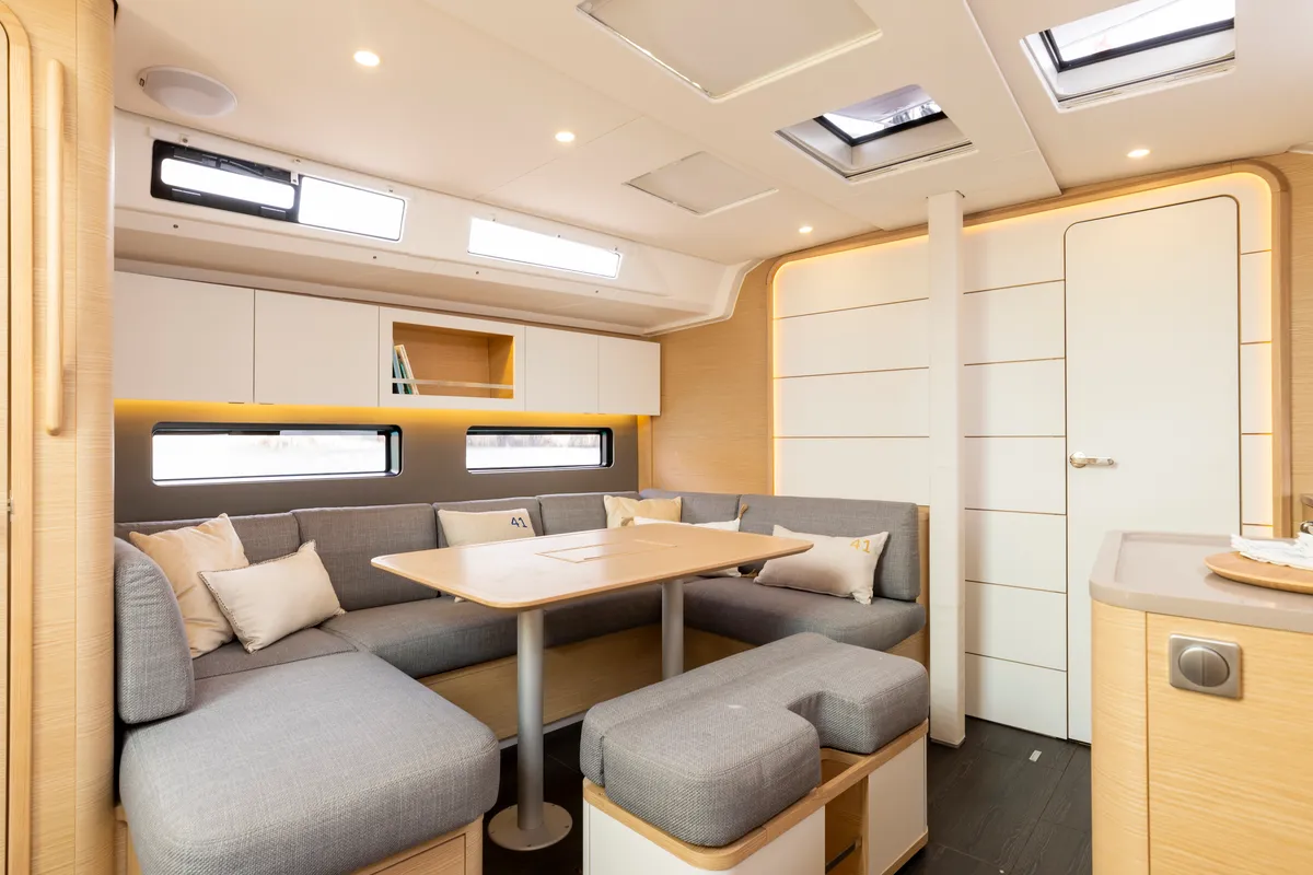 Salon of Asteria, a Dufour 41 sailboat at Nieuwpoort, Belgium