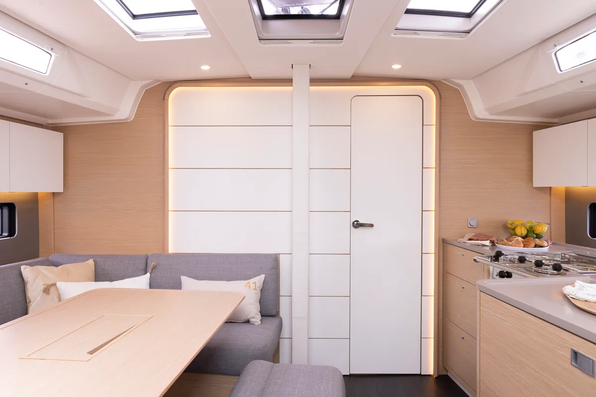 Salon of Asteria, a Dufour 41 sailboat at Nieuwpoort, Belgium