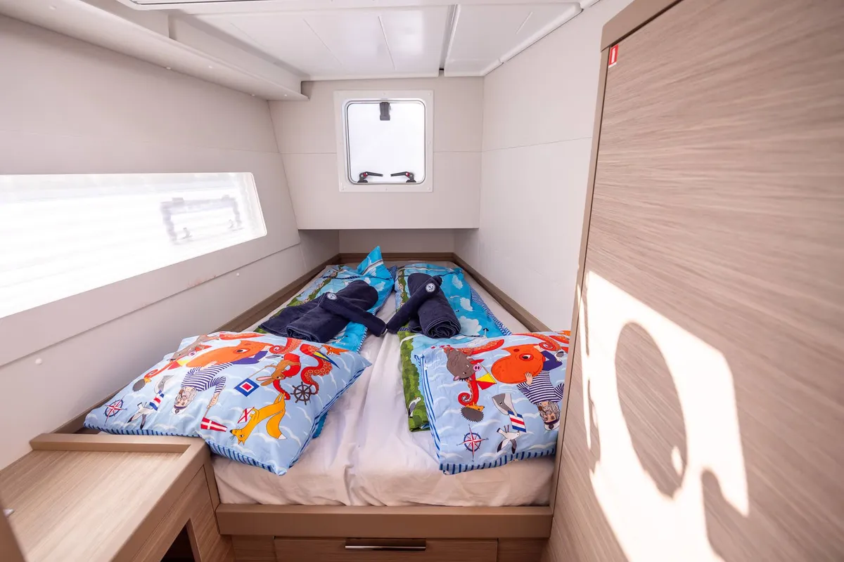 Cabin on Beluga, a Lagoon 40 catamaran at Primošten, Croatia