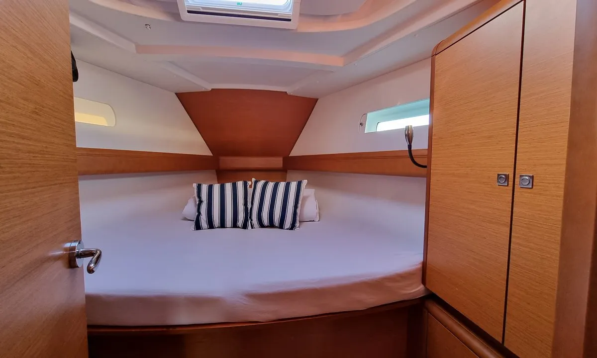 Cabin on Blue Moon, a Jeanneau Sun Odyssey 449 sailboat at Grad Pula, Croatia