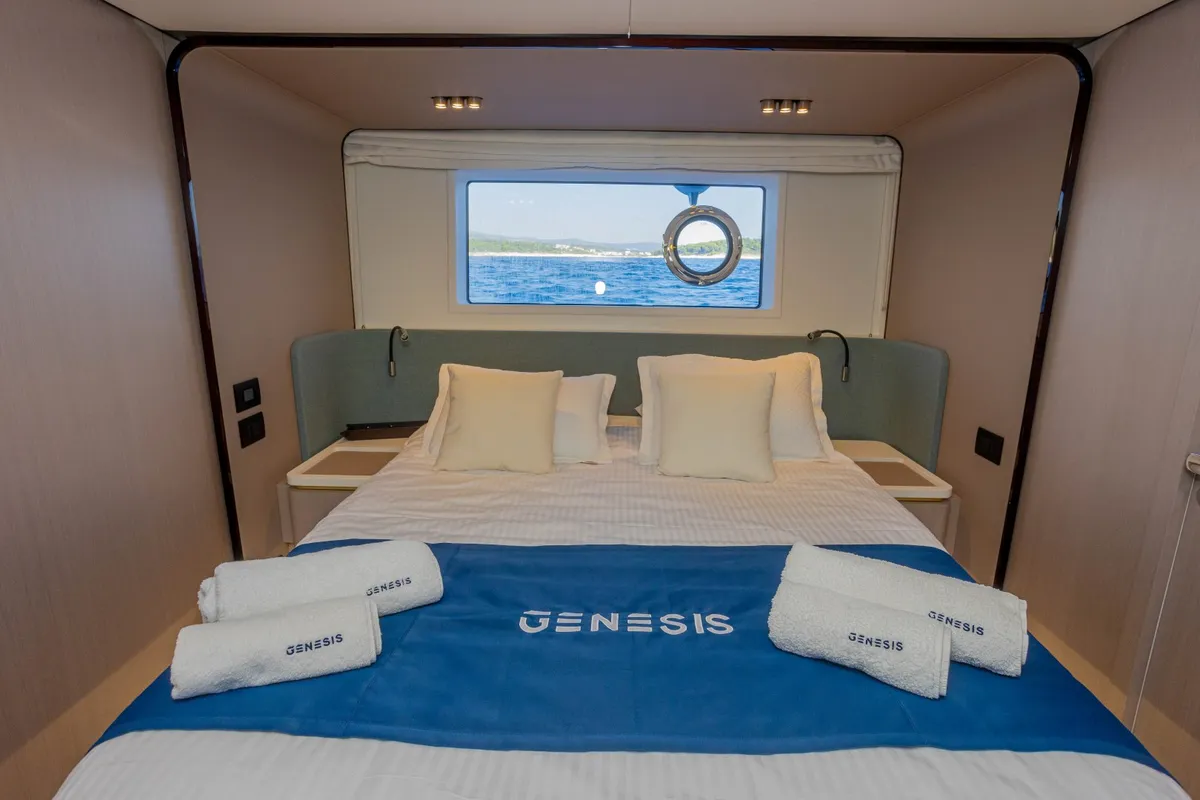 Cabin on Genesis, a Azimut 60 motorboat at Primošten, Croatia
