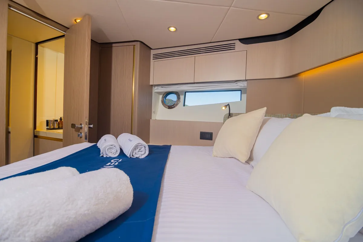 Cabin on Genesis, a Azimut 60 motorboat at Primošten, Croatia