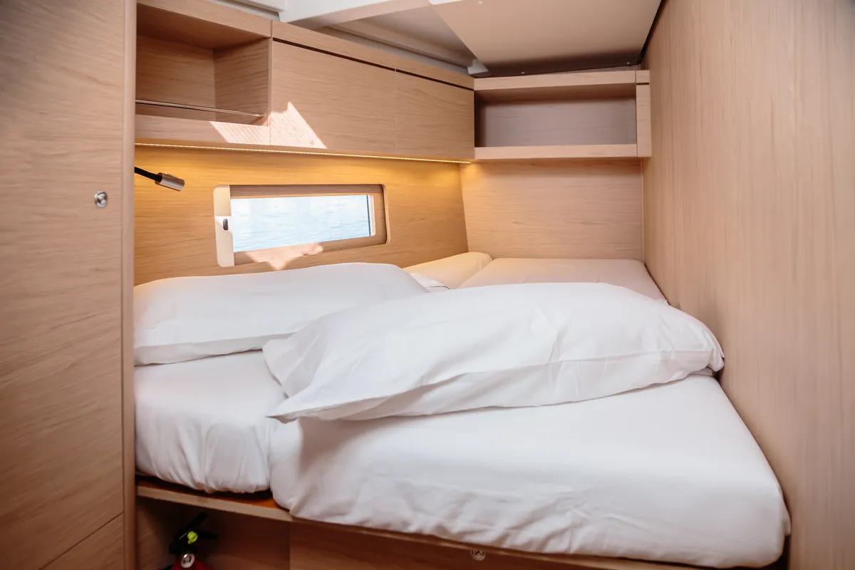 Cabin on Aletheia, a Beneteau Oceanis 46.1 sailboat at Salerno, Italy