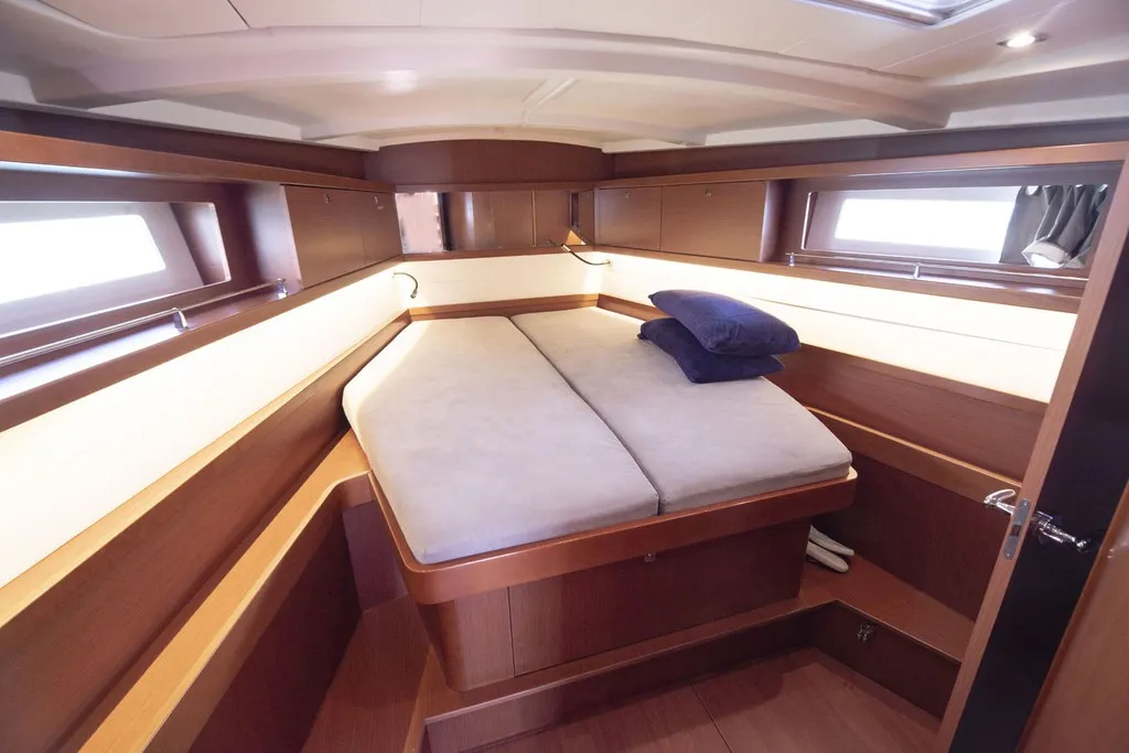Cabin on Avalon, a Beneteau Oceanis 45 sailboat at Port de Pollença, Spain