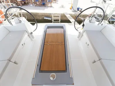 Cockpit of Avalon, a Beneteau Oceanis 45 sailboat at Port de Pollença, Spain