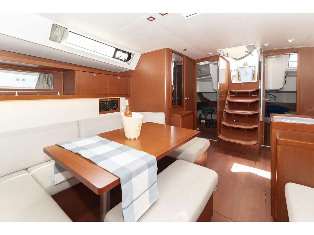Salon of Avalon, a Beneteau Oceanis 45 sailboat at Port de Pollença, Spain