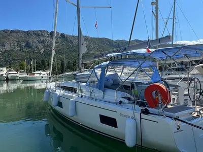 Cabin on Cadence, a Beneteau Oceanis 46.1 sailboat at Dubrovnik, Croatia