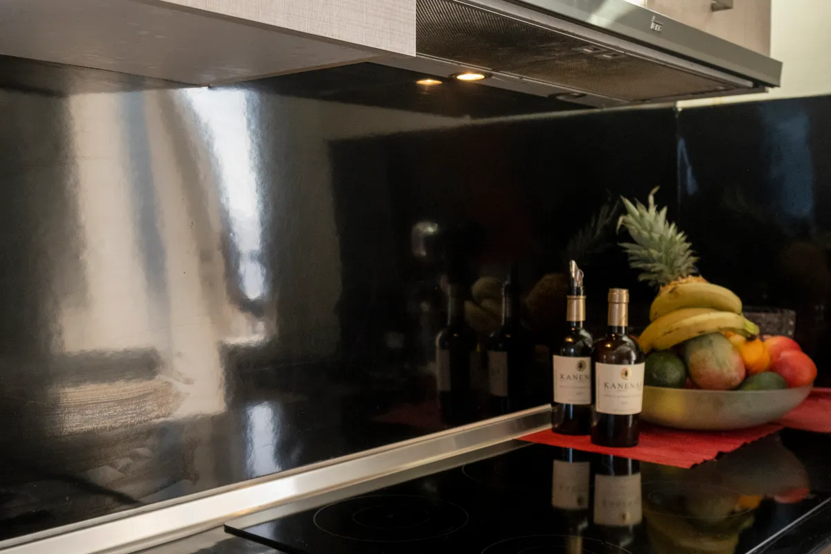 Galley of Shiva, a Cantieri di Pisa Akhir 27 motor yacht at Ornos, Greece