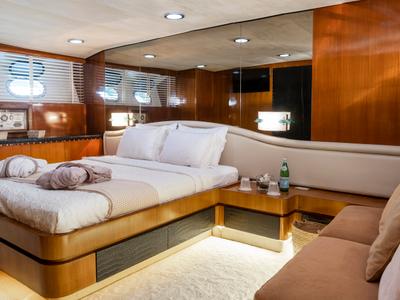 Cabin on Shiva, a Cantieri di Pisa Akhir 27 motor yacht at Ornos, Greece