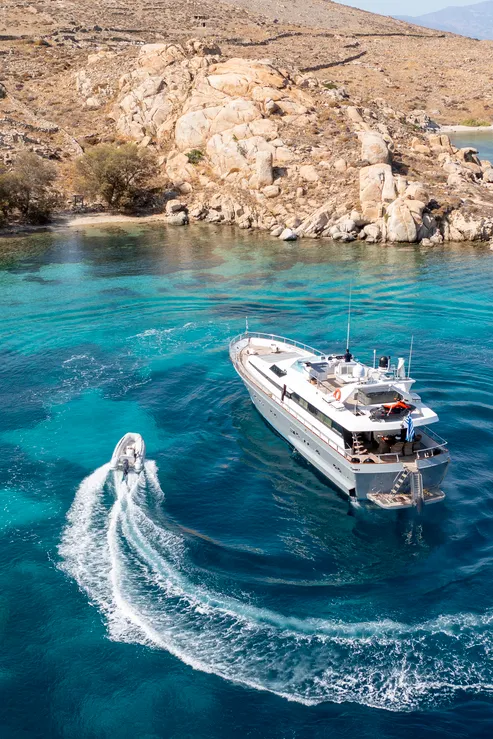 Exterior view of Shiva, a Cantieri di Pisa Akhir 27 motor yacht at Ornos, Greece