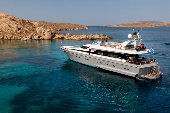 Exterior view of Shiva, a Cantieri di Pisa Akhir 27 motor yacht at Ornos, Greece