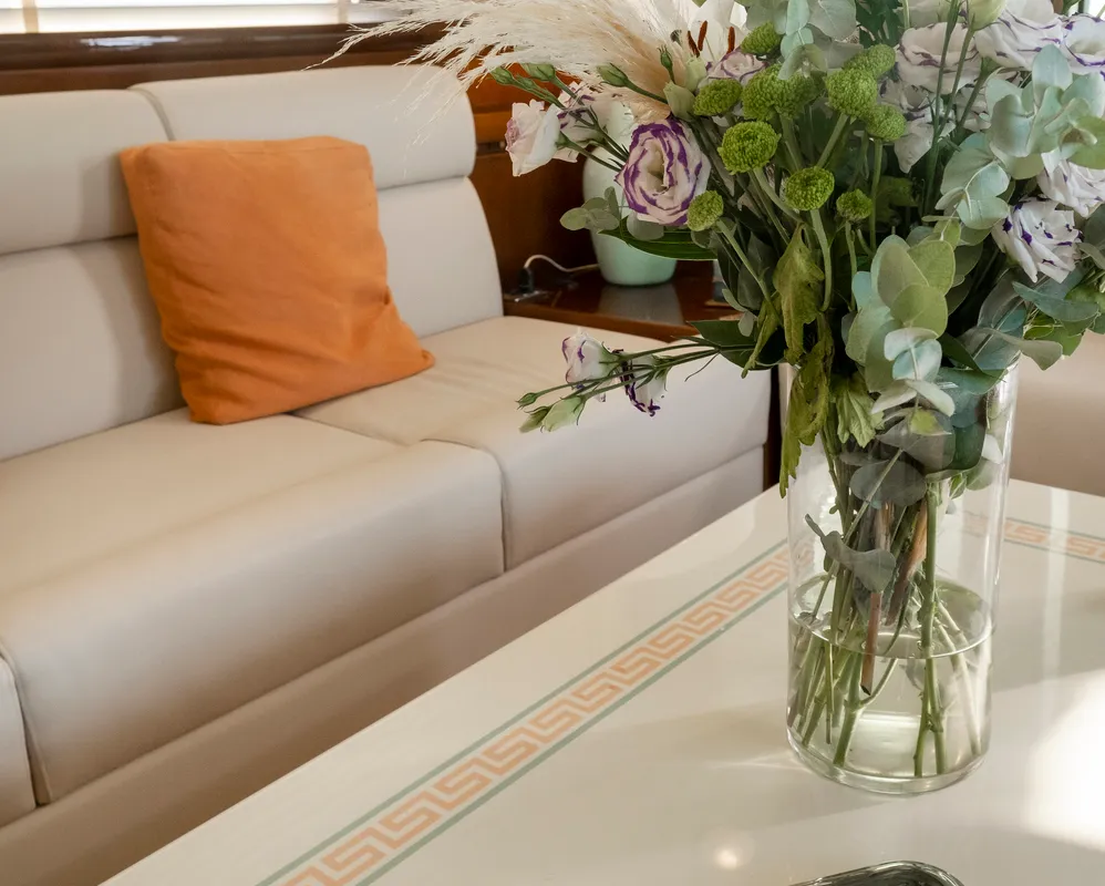 Salon of Shiva, a Cantieri di Pisa Akhir 27 motor yacht at Ornos, Greece
