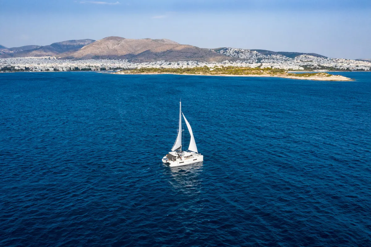 il Vento, a Lagoon 40 catamaran at Kontokali, Greece