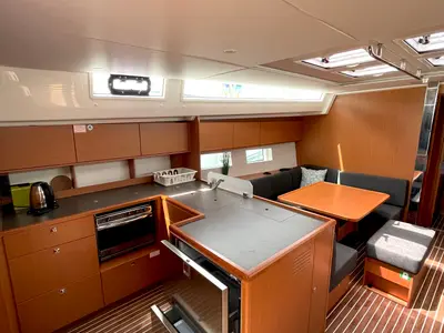 Galley of Hangover, a Bavaria C50 Holiday sailboat at Kaštela, Croatia