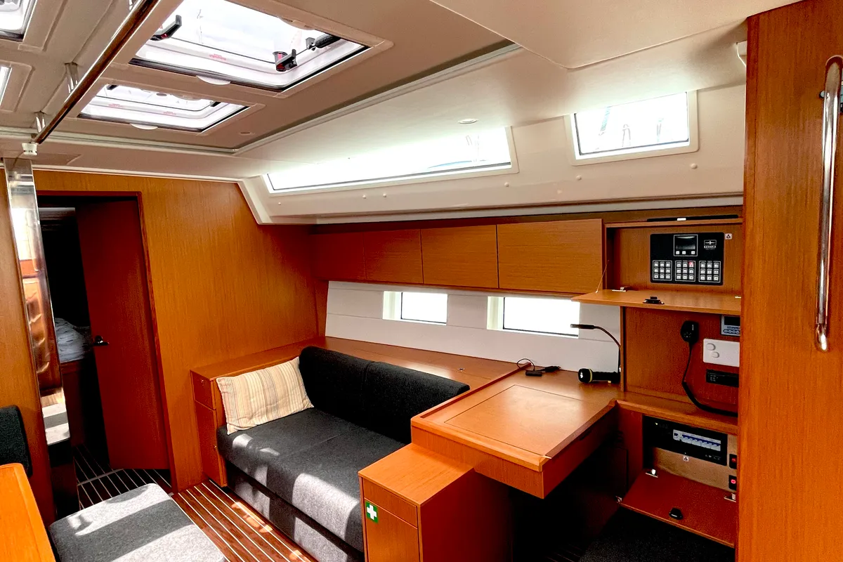 Salon of Hangover, a Bavaria C50 Holiday sailboat at Kaštela, Croatia