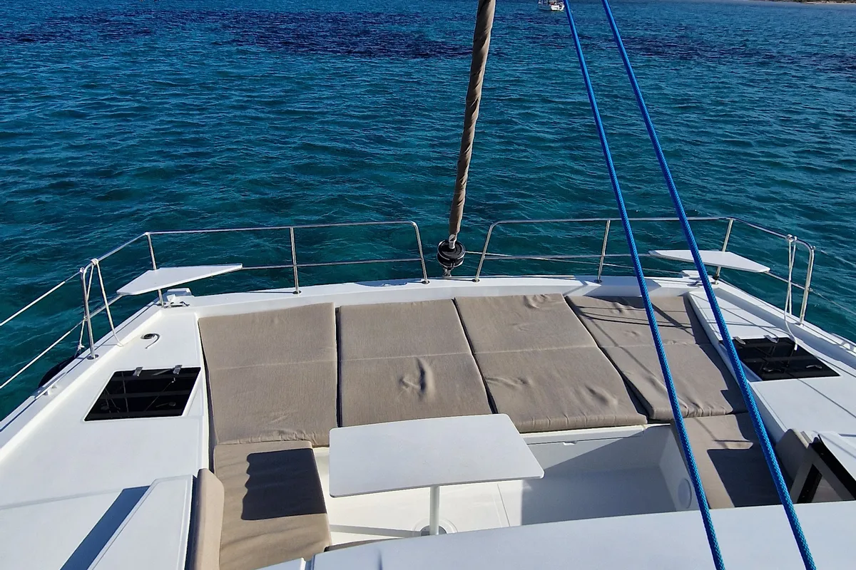 Deck of Fabster19, a Bali 4.2 catamaran at Figari/Golfo Aranci, Italy