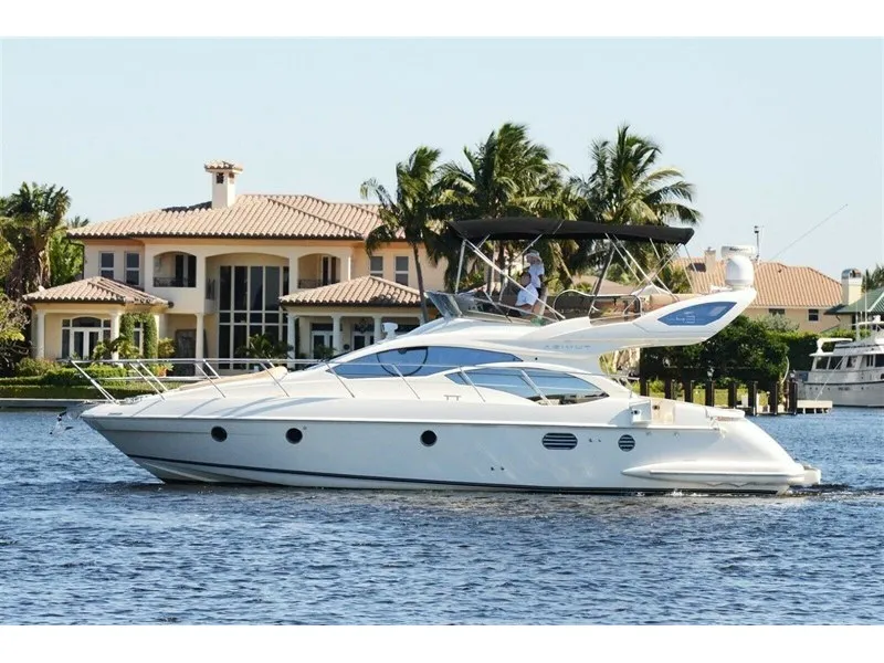 Shine V, a Azimut 43 S motorboat at Kontokali, Greece