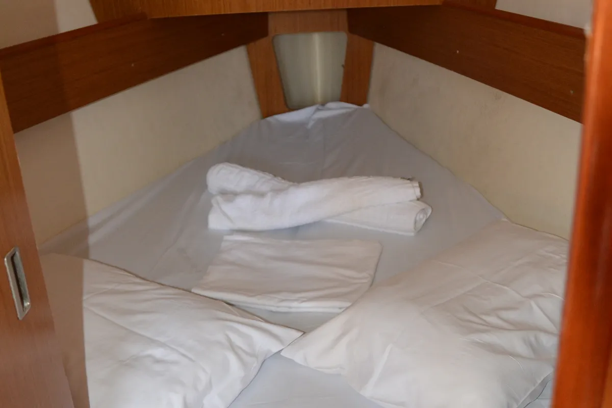 Cabin on Charoula, a Jeanneau Sun Odyssey 32i sailboat at Municipal Unit of Lefkada, Greece
