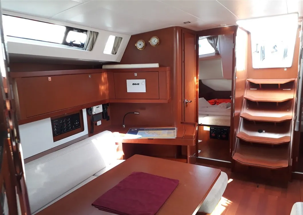 Salon of Parija II, a Beneteau Oceanis 45 sailboat at Split, Croatia