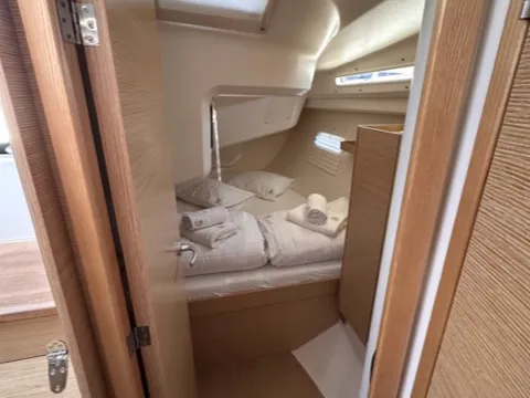 Cabin on FuFu, a Hanse 388 sailboat at Seget Donji, Croatia