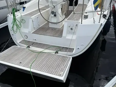 Deck of Linnea, a Bavaria Cruiser 32 sailboat at Fisksätra, Sweden