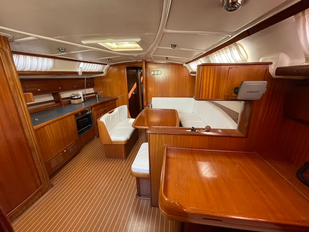 Salon of MIRNA, a Bavaria 44 sailboat at Zadar, Croatia