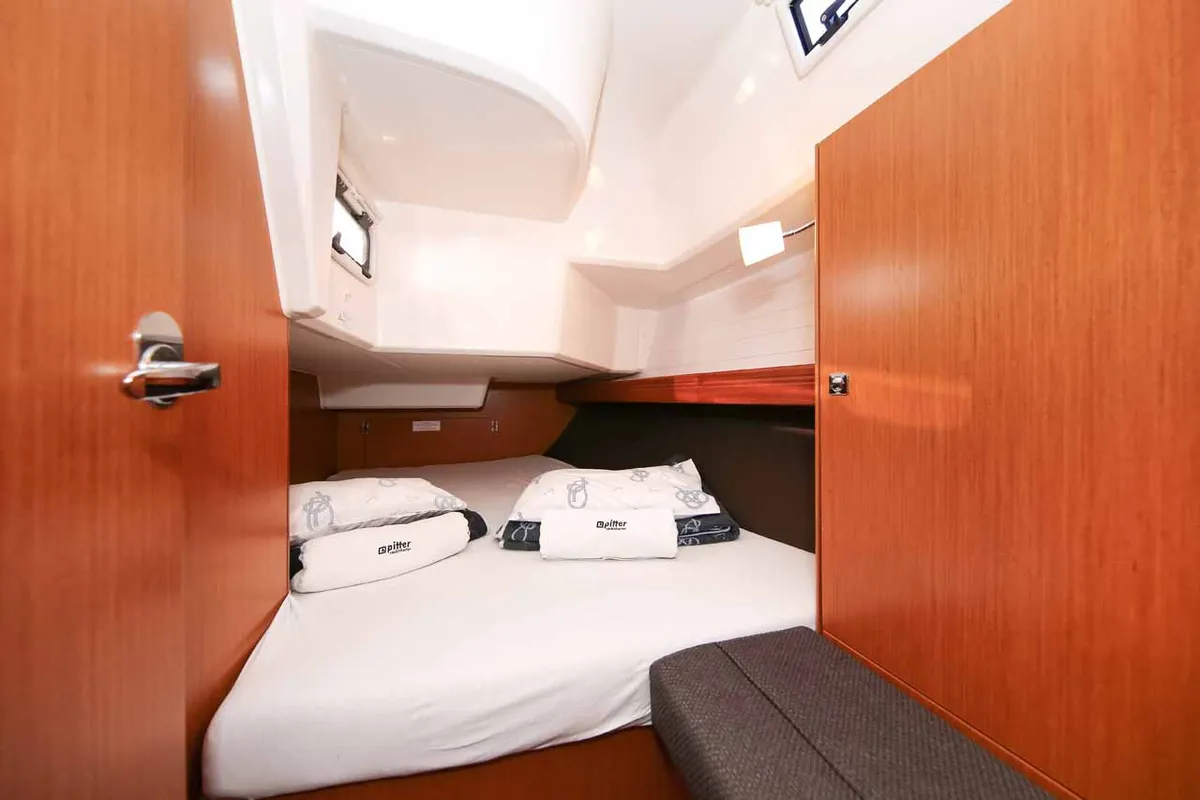 Cabin on Bella Angelina, a Bavaria Cruiser 37 sailboat at Grad Pula, Croatia