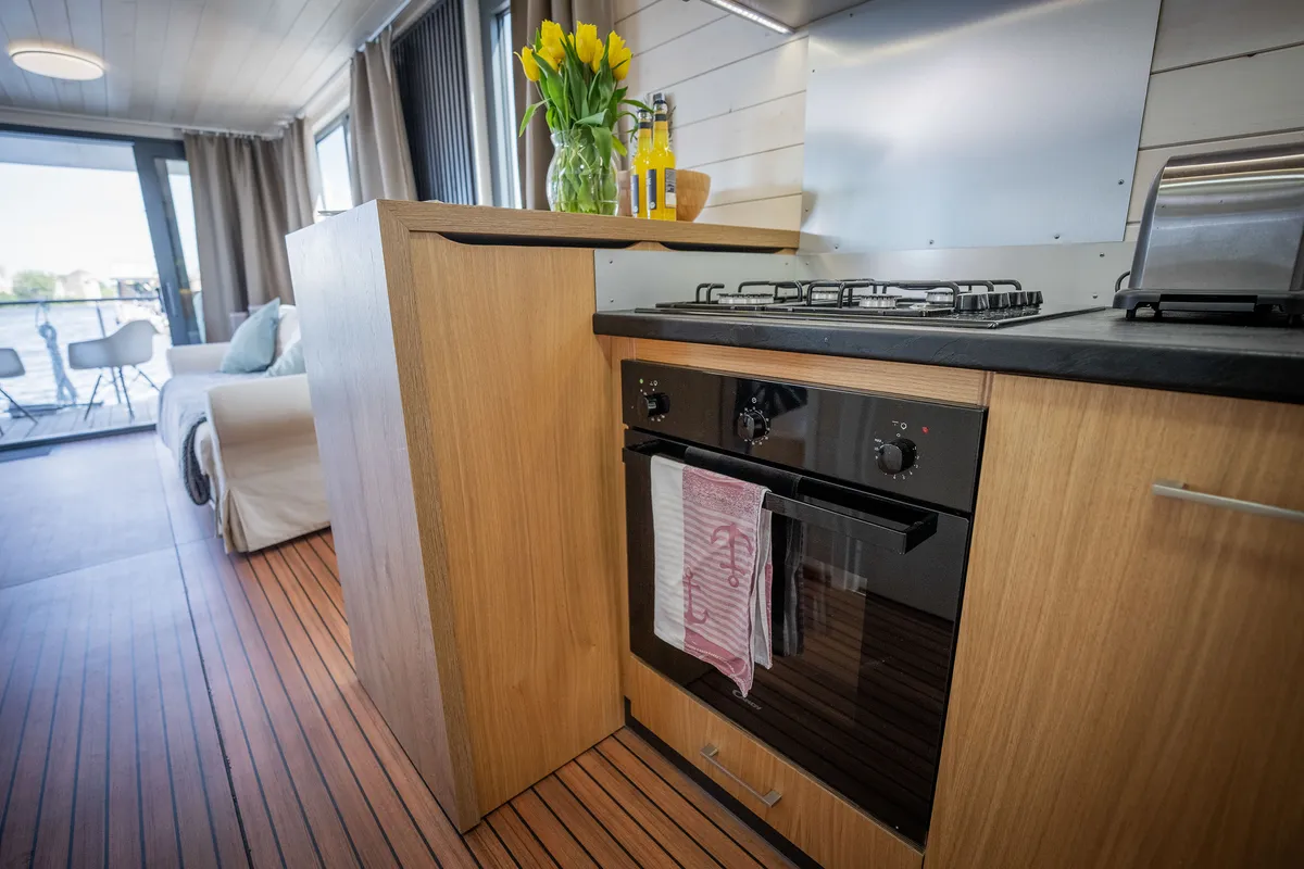 Galley of Ariella, a Woma D13 motorboat at Fürstenberg/Havel, Germany