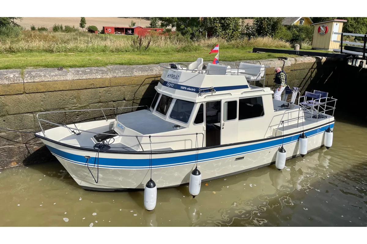 Exterior view of Gulet Husky Dane, a motorboat at Motala, Sweden