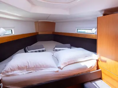 Cabin on Athene, a Bavaria Cruiser 37 sailboat at Lefkada, Greece