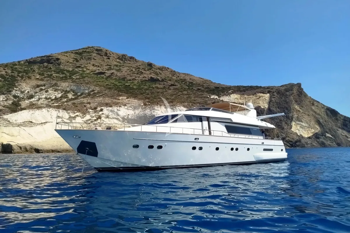 Exterior view of Mamma's, a San Lorenzo SL 82 motor yacht at Athens, Greece