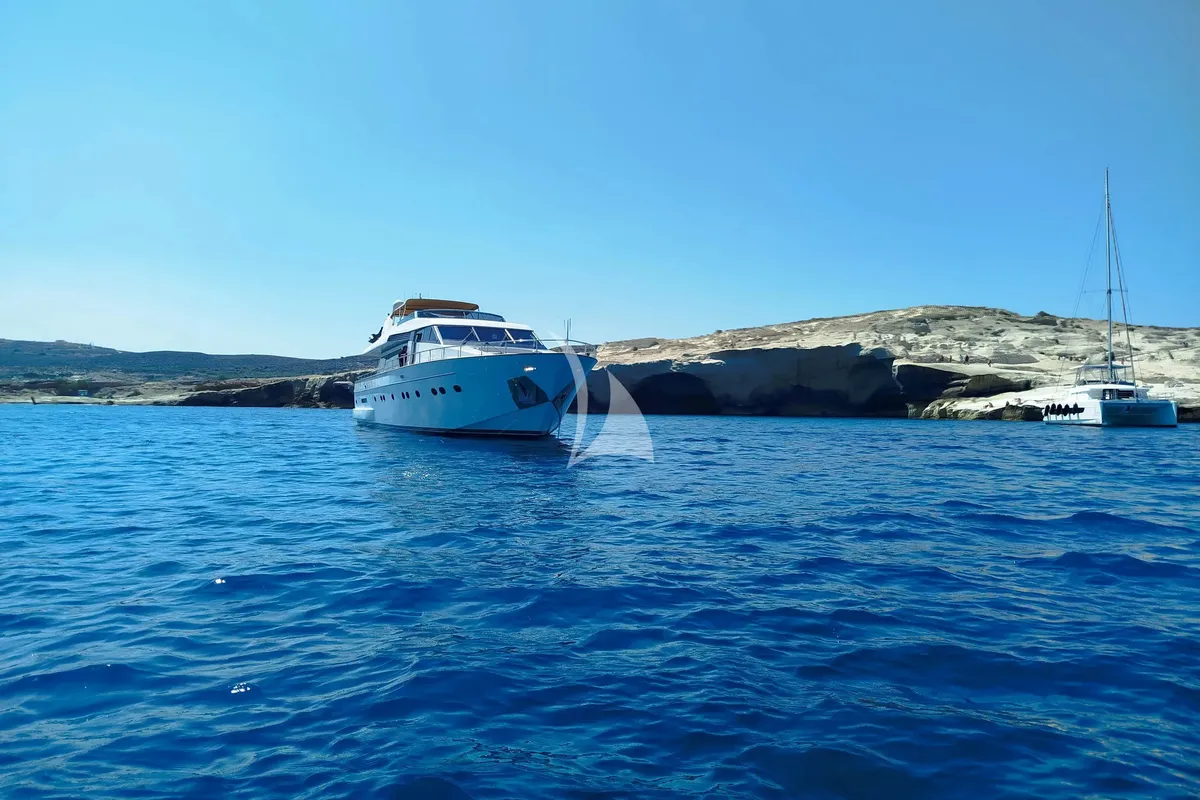 Exterior view of Mamma's, a San Lorenzo SL 82 motor yacht at Athens, Greece