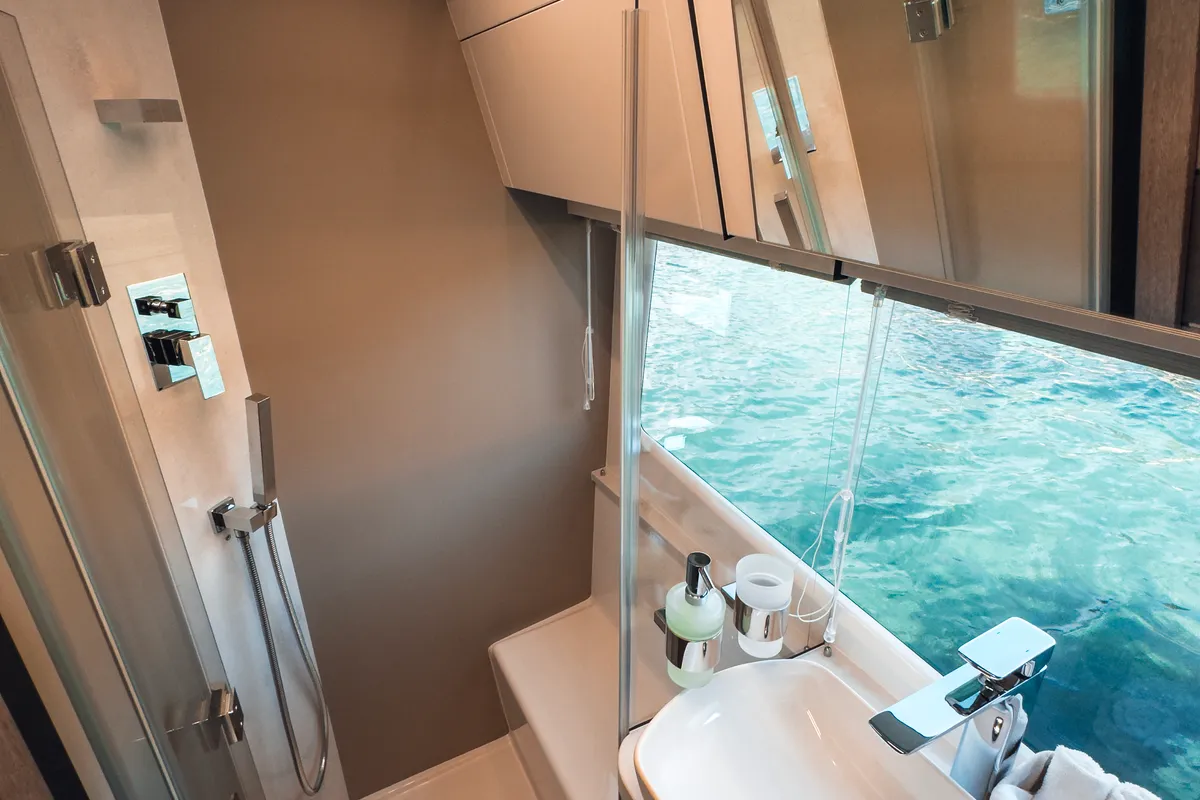 Head on Premium, a Galeon 440 Fly motorboat at Seget Donji, Croatia