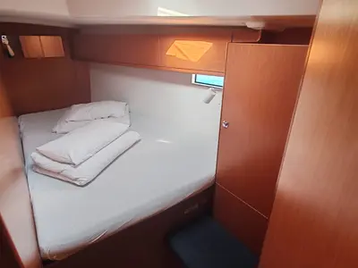 Cabin on Dia, a Bavaria Cruiser 46 sailboat at Općina Pakoštane, Croatia