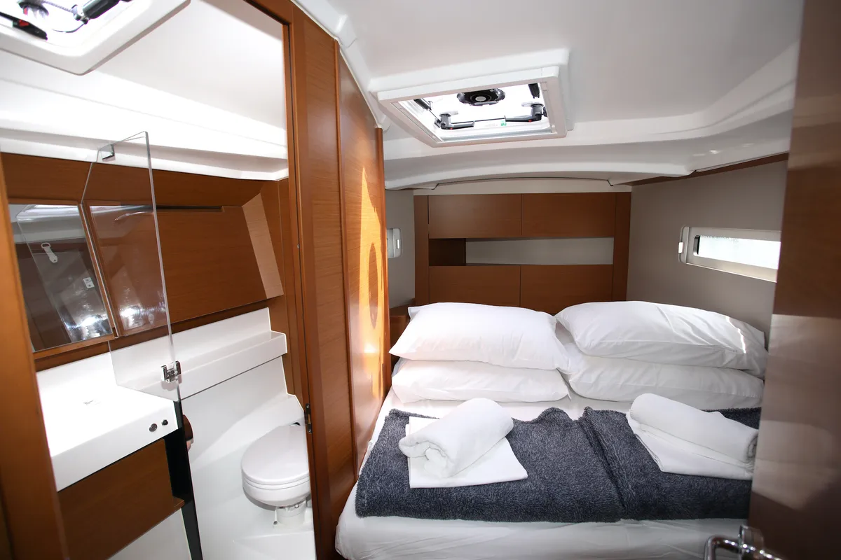 Cabin on Deba, a Jeanneau Sun Odyssey 410 sailboat at Grad Pula, Croatia