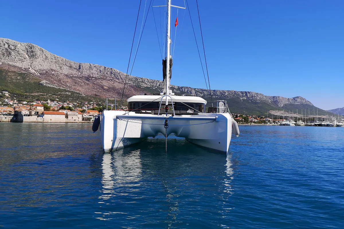 Exterior view of Adriatic Leopard, a Lagoon 50 catamaran at Grad Kaštela, Croatia