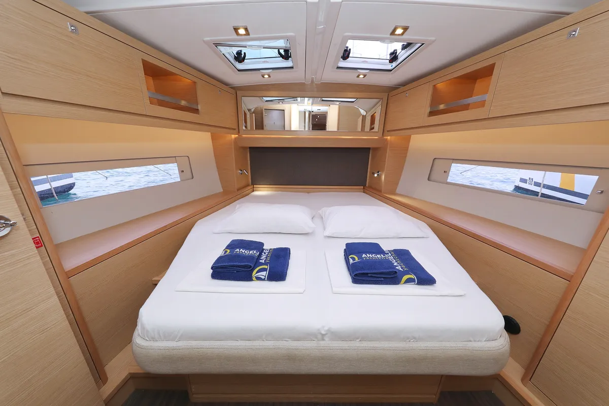 Cabin on Stargate, a Dufour 470 sailboat at Općina Sukošan, Croatia