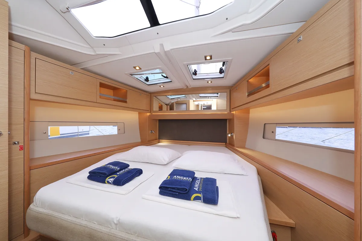 Cabin on Stargate, a Dufour 470 sailboat at Općina Sukošan, Croatia