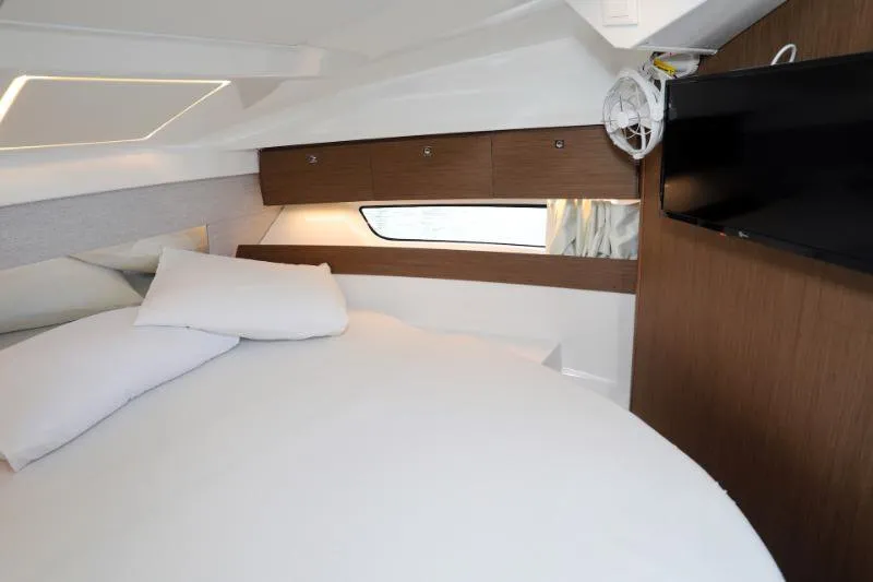 Cabin on Wind, a Jeanneau Merry Fisher 895 motorboat at Dubrovnik, Croatia