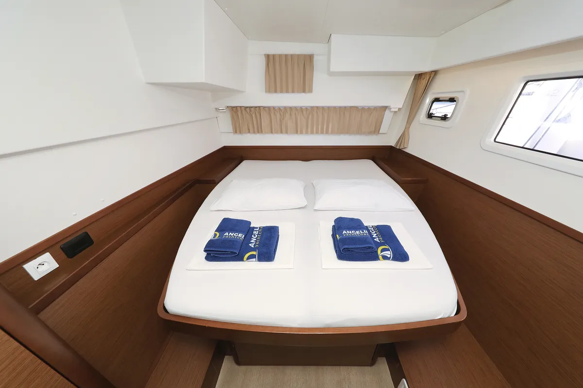 Cabin on Media Luna, a Lagoon 42 catamaran at Općina Sukošan, Croatia