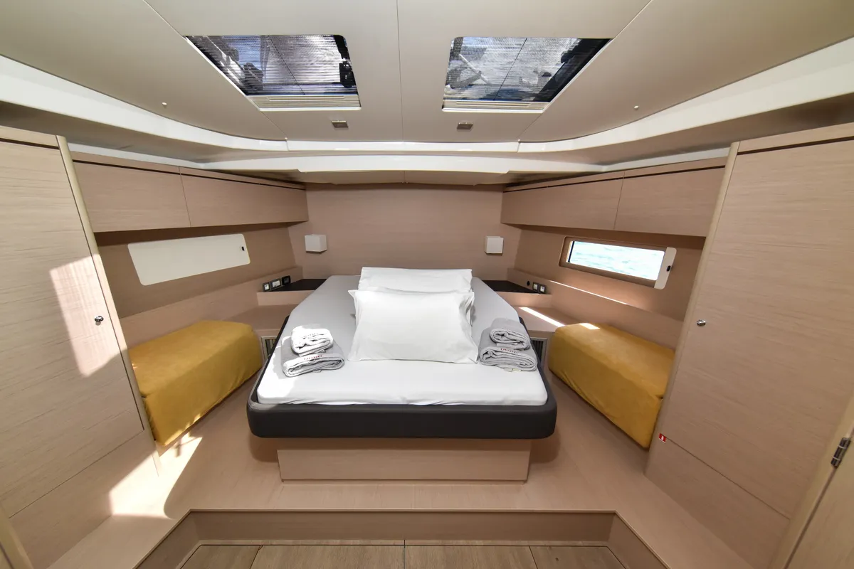 Cabin on Dodo, a Beneteau Oceanis 51.1 OW sailboat at Općina Sukošan, Croatia