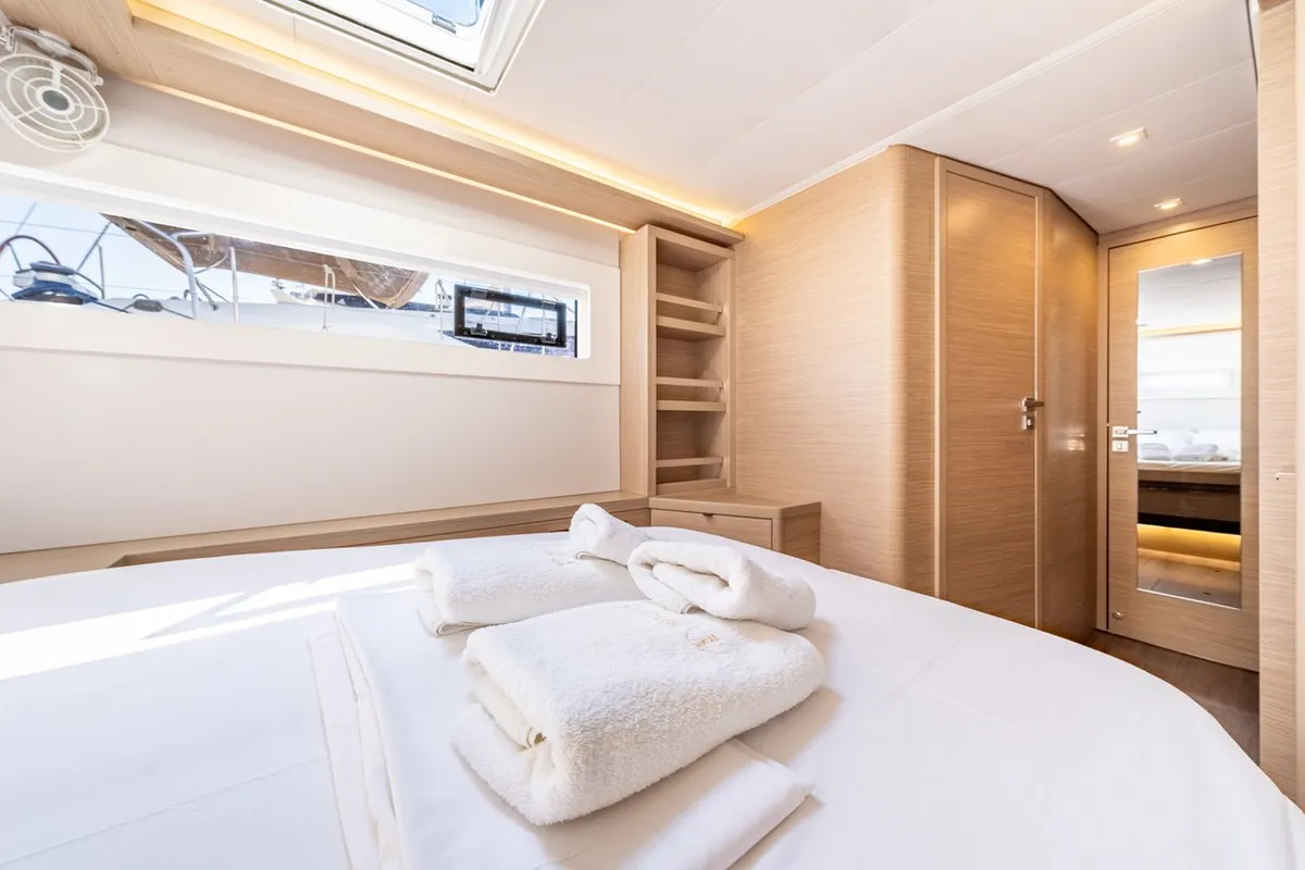 Cabin on Enjoy, a Lagoon 46 catamaran at Kontokali, Greece