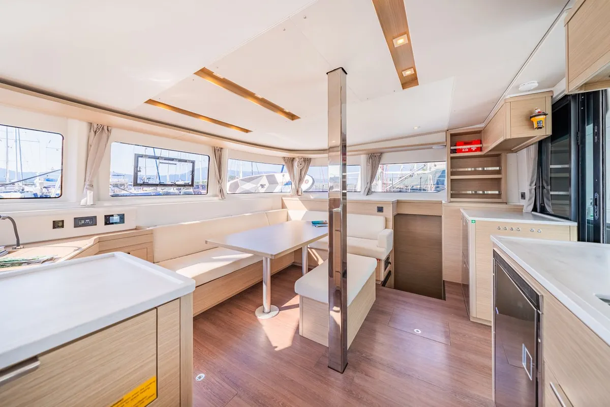 Salon of Enjoy, a Lagoon 46 catamaran at Kontokali, Greece