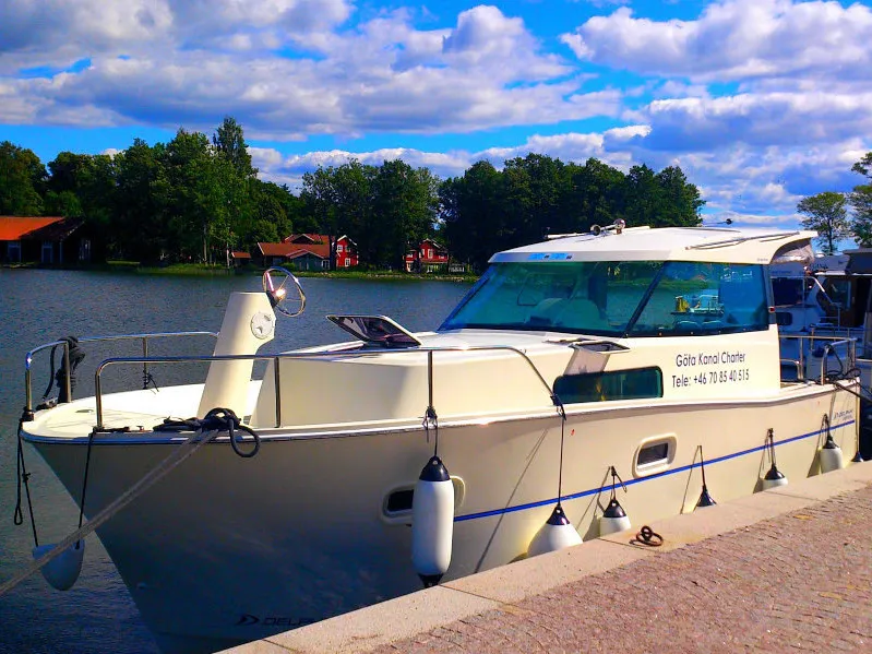 Exterior view of Linnea, a Delphia Escape 800 motorboat at Motala, Sweden