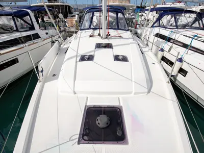 Deck of Arianna, a Beneteau Oceanis 41.1 sailboat at Capo d'Orlando, Italy