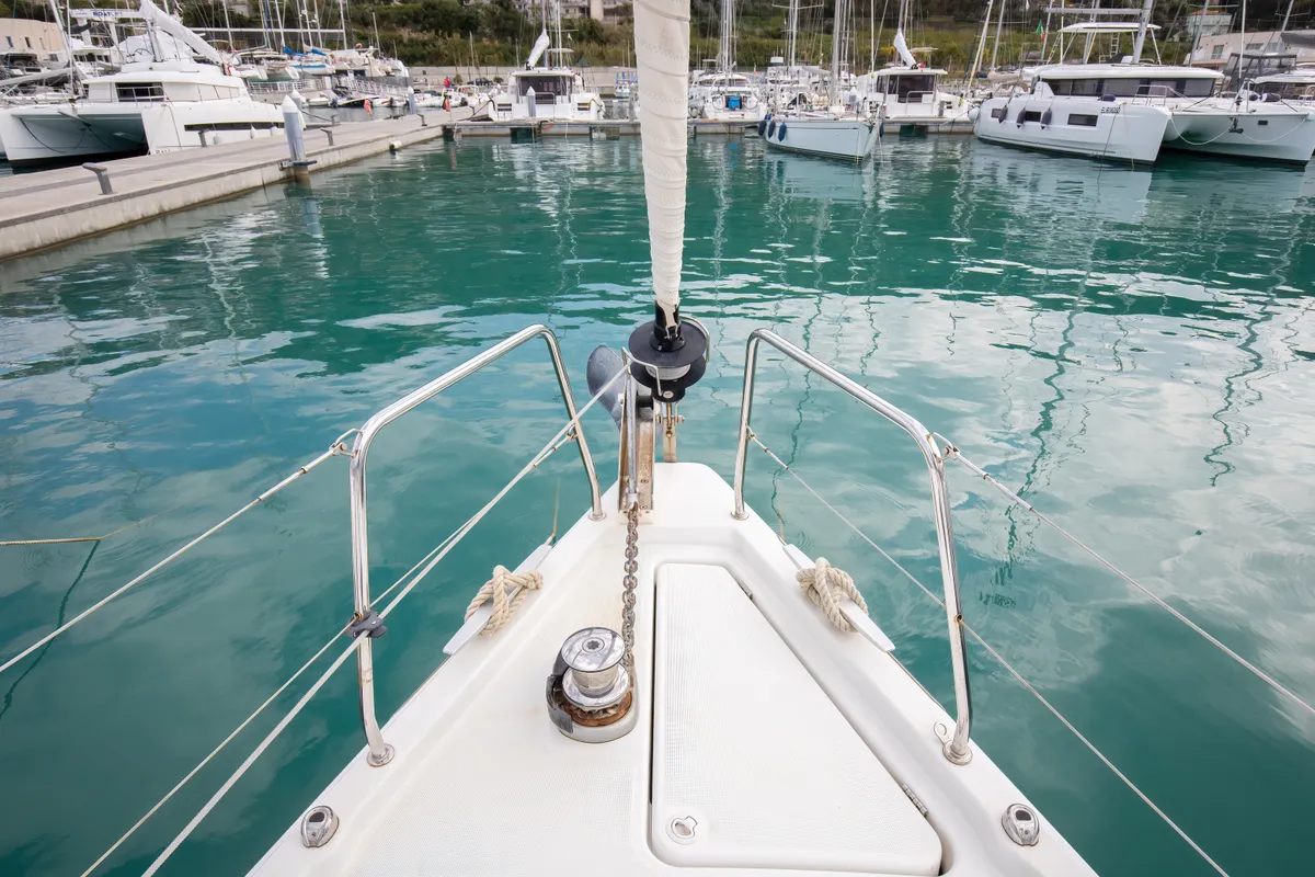 Deck of Arianna, a Beneteau Oceanis 41.1 sailboat at Capo d'Orlando, Italy