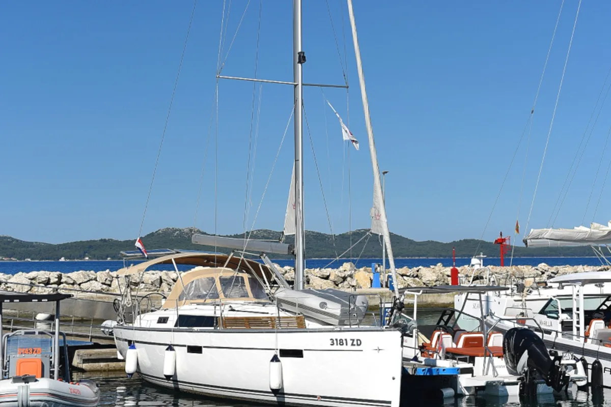 Exterior view of Lupe, a Bavaria Cruiser 37 sailboat at Zadar, Croatia