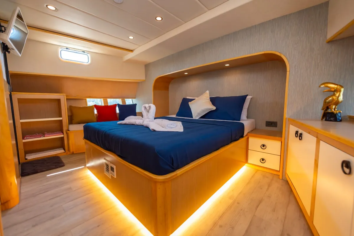 Cabin on Kaan Bey, a Motoryacht motor yacht at Fethiye, Turkey