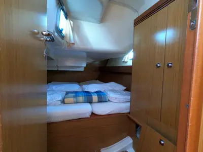Cabin on Cabiria, a Jeanneau Sun Odyssey 39i sailboat at Olbia, Italy