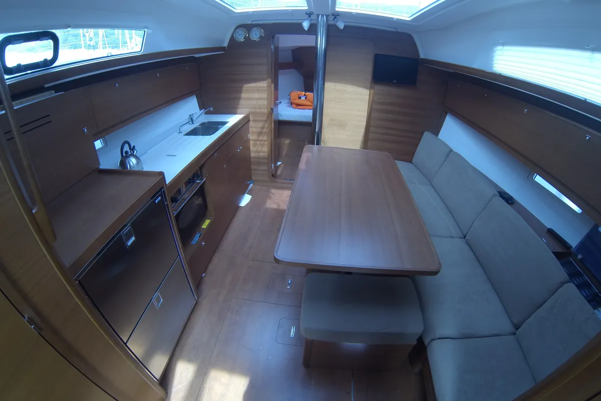 Salon of Gangaro, a Dufour 382 Grand Large sailboat at Općina Medulin, Croatia